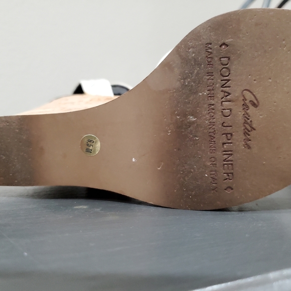 Couture Donald J Pliner Ivory Metallic Gator Cork Wedges size 6.5 - Picture 10 of 13